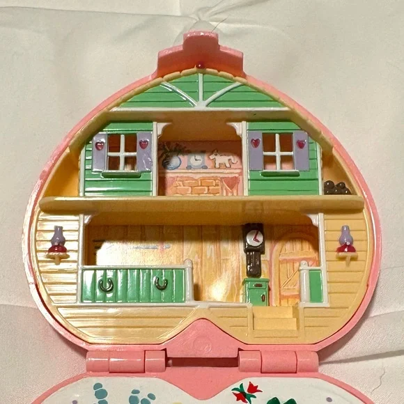 Polly Pocket Heidi’s Alpine Chalet made in 1989 by Blue Bird - Picture 4 of 8